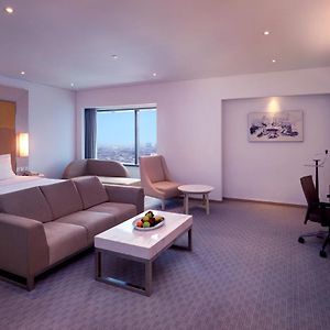 Suite king executive